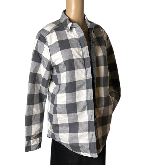 Eddie Bauer Women oversized plaid flannel shacket,jacket.Heavy flannel shirt - Picture 11 of 11